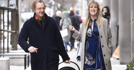 Lara Gessler drażni katolików. Nie ochrzciła dzieci, a teraz to