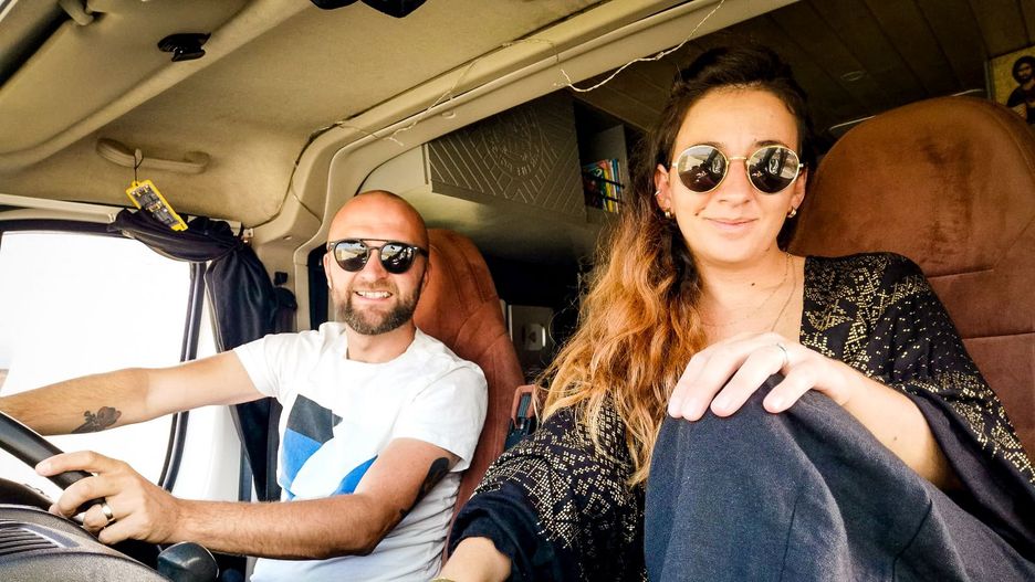 Kasia i Łukasz zamieszkali w kampervanie