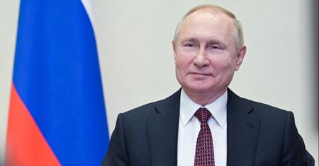 Brytyjczycy nie nałożą sankcji na Putina, bo przyjęli za dużo brudnych pieniędzy z Rosji?