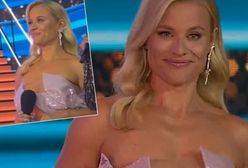 Cekiny i dekolt to było za wiele? Dziennikarka TVN osłaniała się mikrofonem