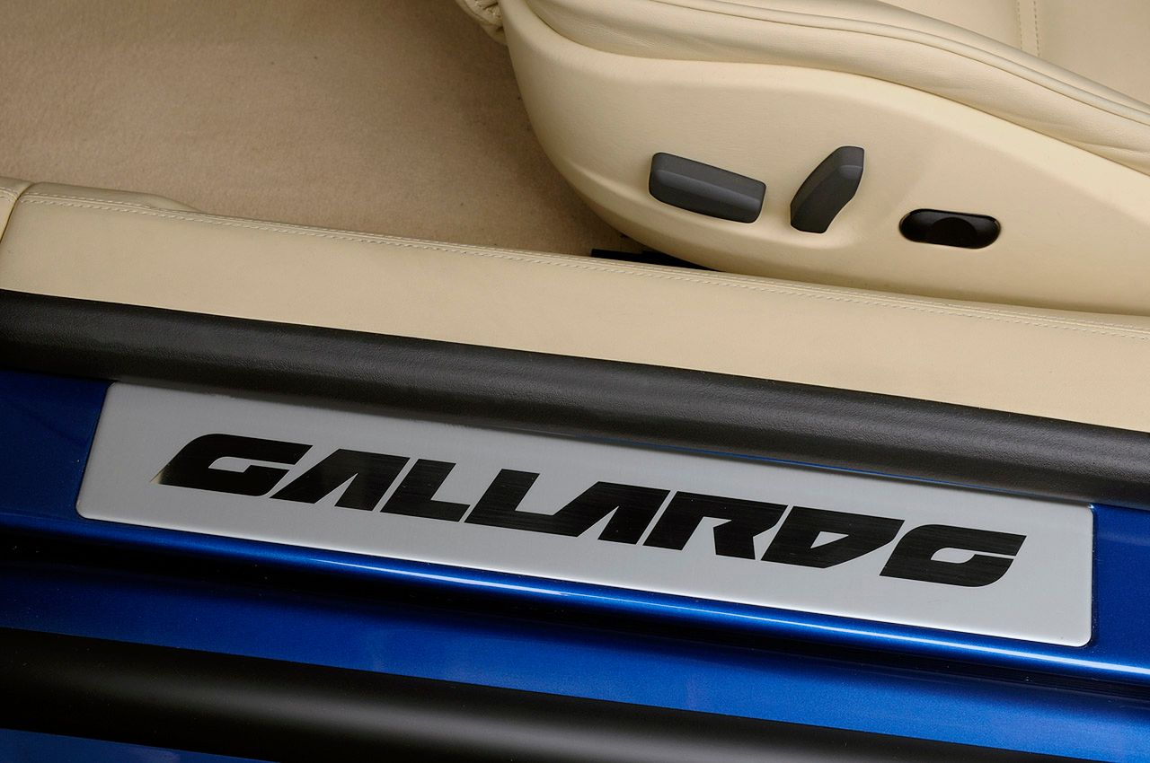 Lamborghini-Gallardo-LP-550-2