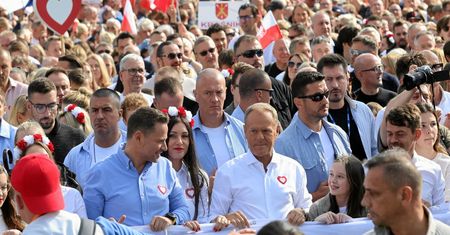 TVP Info informuje o ważnym marszu. Ale nie o tym, który odbywa się w Warszawie