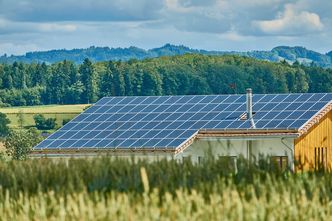 IBC Solar dostarczył struktury do instalacji PV na blokach mieszk. w Poznaniu