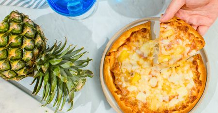 Włosi pokazali "pizze grozy". Wielu boi się próbować wypieku za granicą