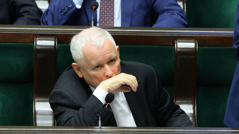 Najnowszy sondaż nie daje szans partii Kaczyńskiego. PiS pożegna się z władzą