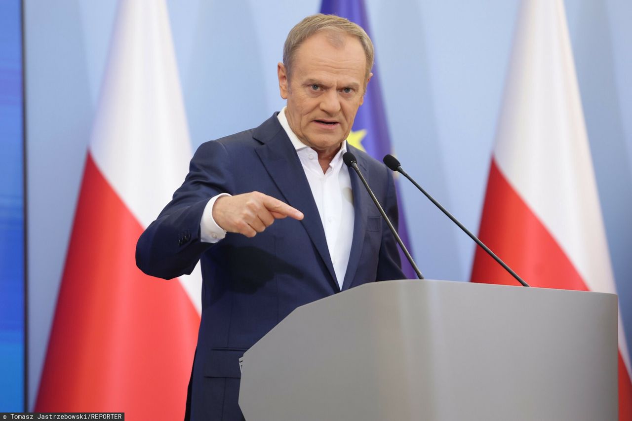 Donald Tusk: rakieta spadła 15 km od granicy. Oberwało się Morawieckiemu