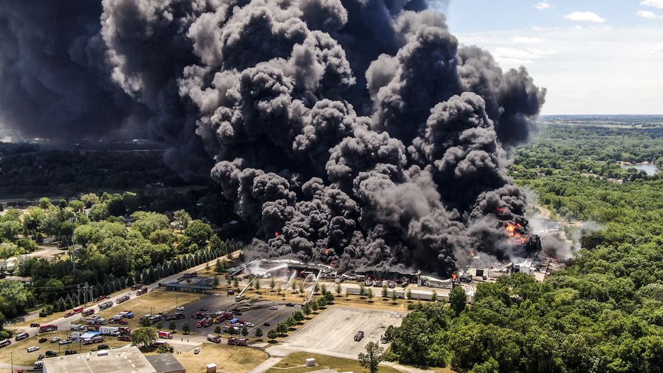 USA. Pożar fabryki chemikaliów. Zarządzono ewakuację