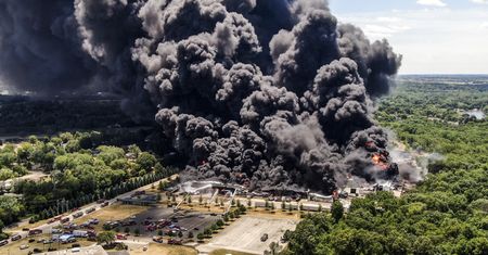 USA. Pożar fabryki chemikaliów. Zarządzono ewakuację