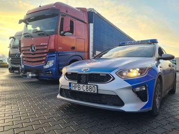 Radom: Kierowca ciężarówki zatrzymany. Miał niesprawny pojazd