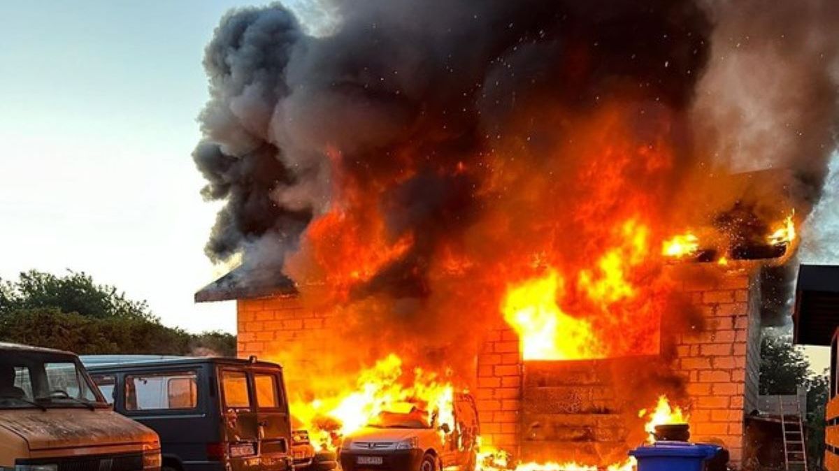 Pan Radek w pożarze stracił żonę i 6-letnią córeczkę. Jego bliscy i przyjaciele uruchomili specjalną zbiórkę.