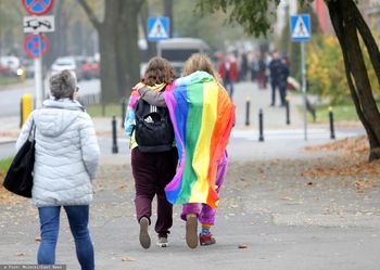 Tęczowy Piątek. Zapowiadają zajęcia w szkołach
