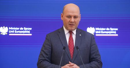 "Nie zawahamy się". KE potwierdza, że wpłynął list z Polski