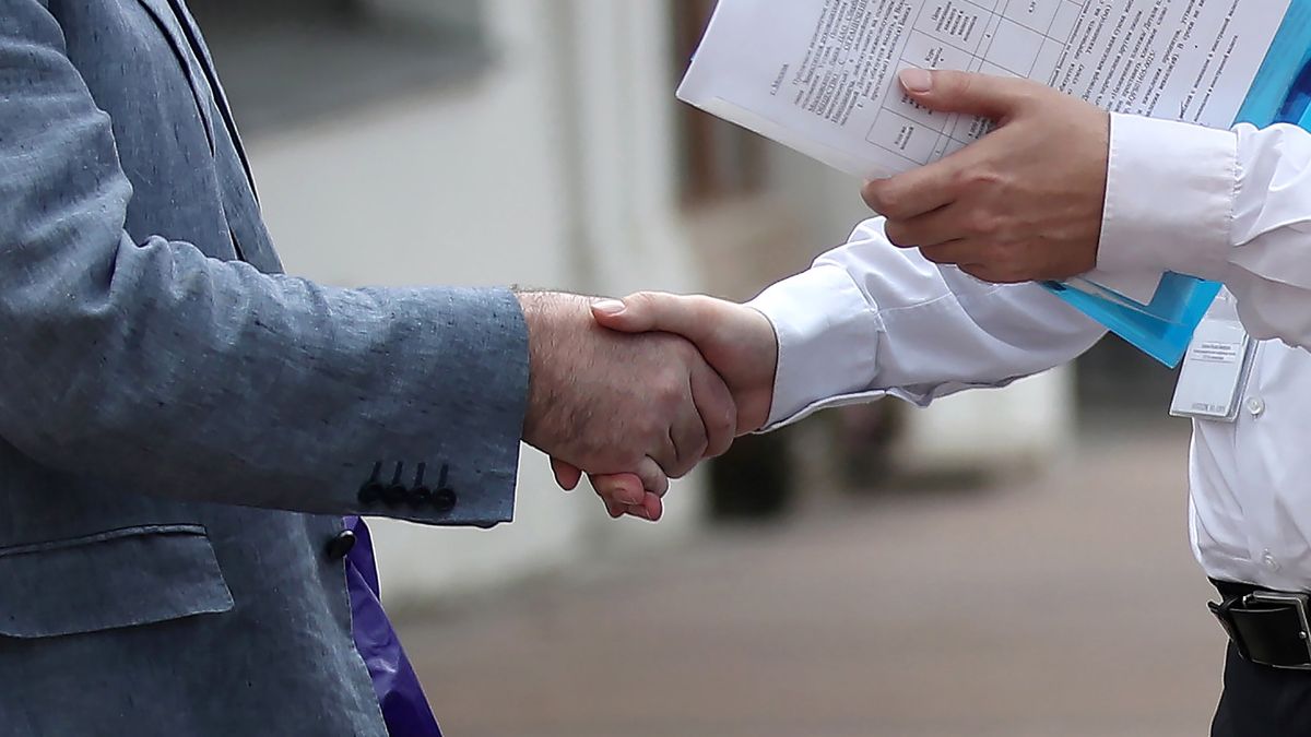 Polacy chętniej wznawiają pracę zawieszonych firm