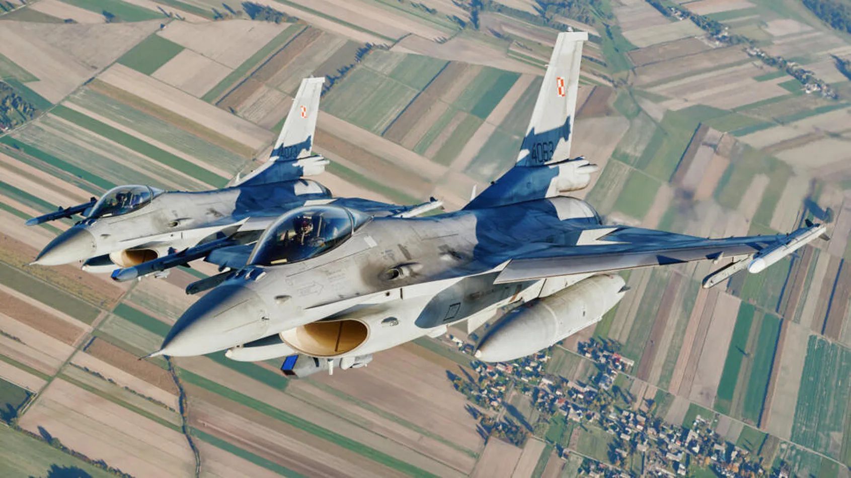 Dlaczego polskie F-16 nie zestrzeliwują rosyjskich rakiet? Rumuński serwis wyjaśnia