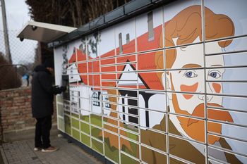 Liczba przesyłek kurierskich rośnie. Mimo to zadłużenie branży nie maleje