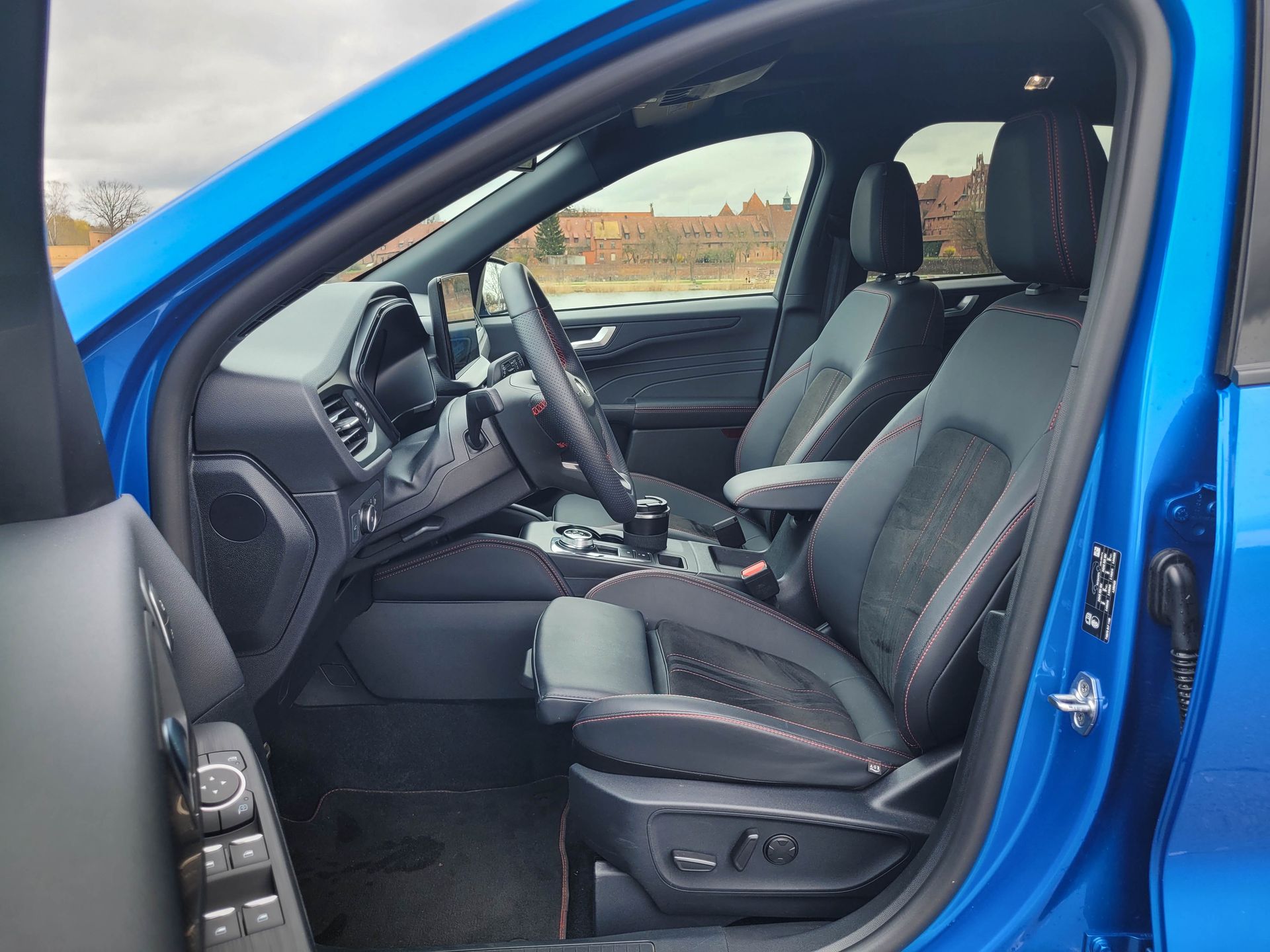 Ford Kuga ST-Line X FHEV