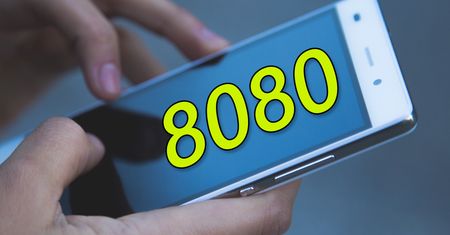 Zgłoś podejrzany SMS. Zapisz numer 8080