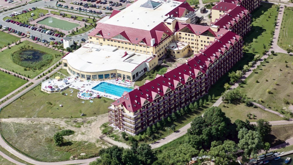 Hotel Gołębiewski w Mikołajkach - tu w dniach 6-7 grudnia odbędzie się IV Europejski Kongres Samorządowy 