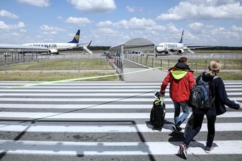 Lądował bez podwozia. Problemy na lotnisku Warszawa-Modlin