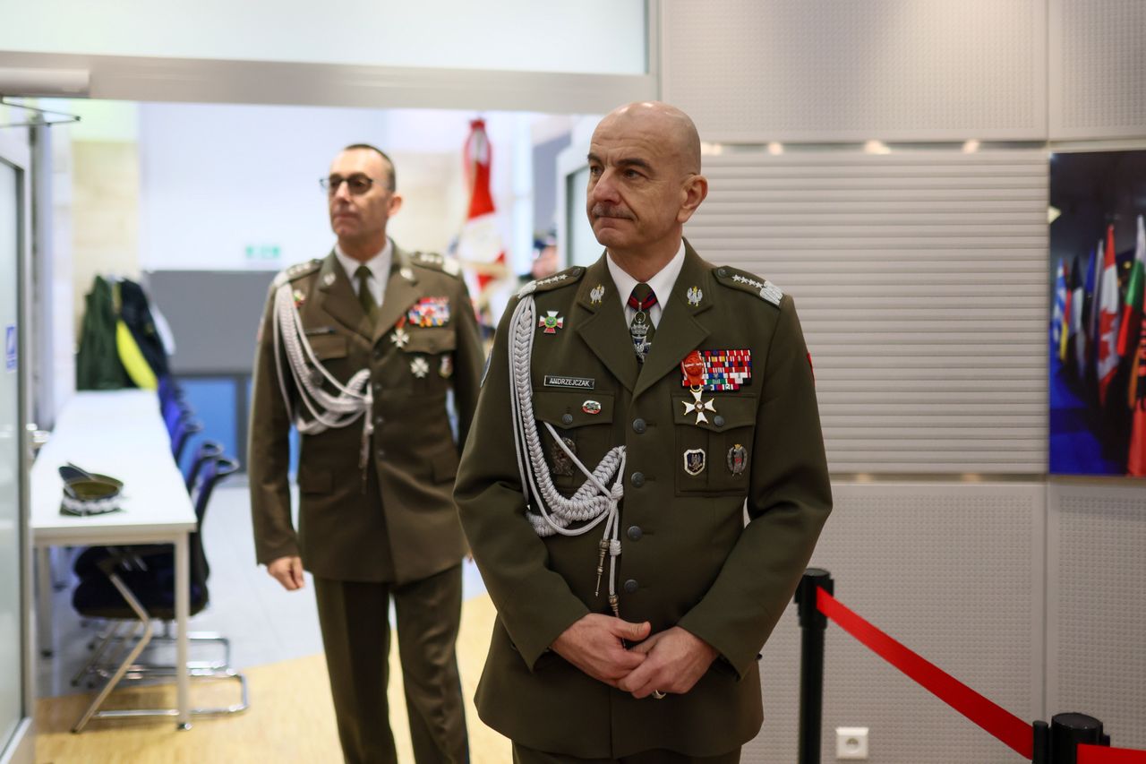 Zmiany w wojsku. Gen. Andrzejczak pożegnał się z mundurem