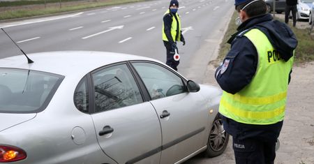 Skarbówka sprzedaje auta pijanych kierowców. Już zarobiła miliony złotych
