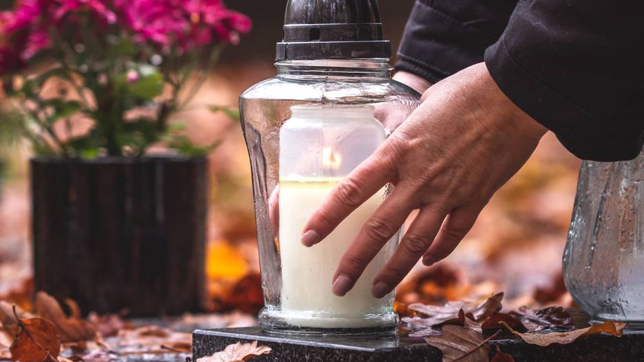 To kradną złodzieje na cmentarzach (zdj. ilustracyjne)