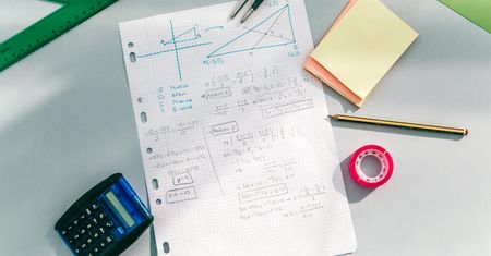 Trygonometria - jak rozwijała się ta dziedzina matematyki i kiedy z niej korzystamy?