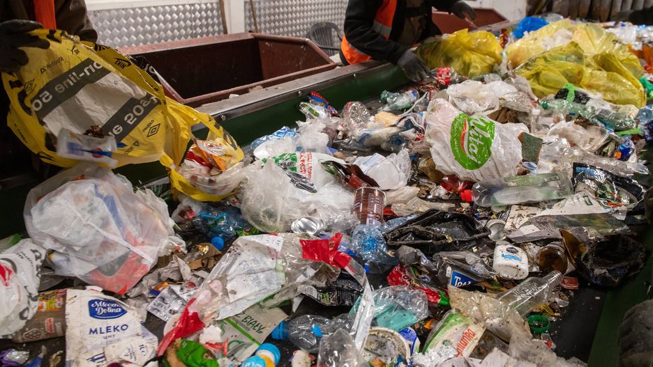 Na kieleckim wysypisku śmieci znaleziono nietypowy przedmiot