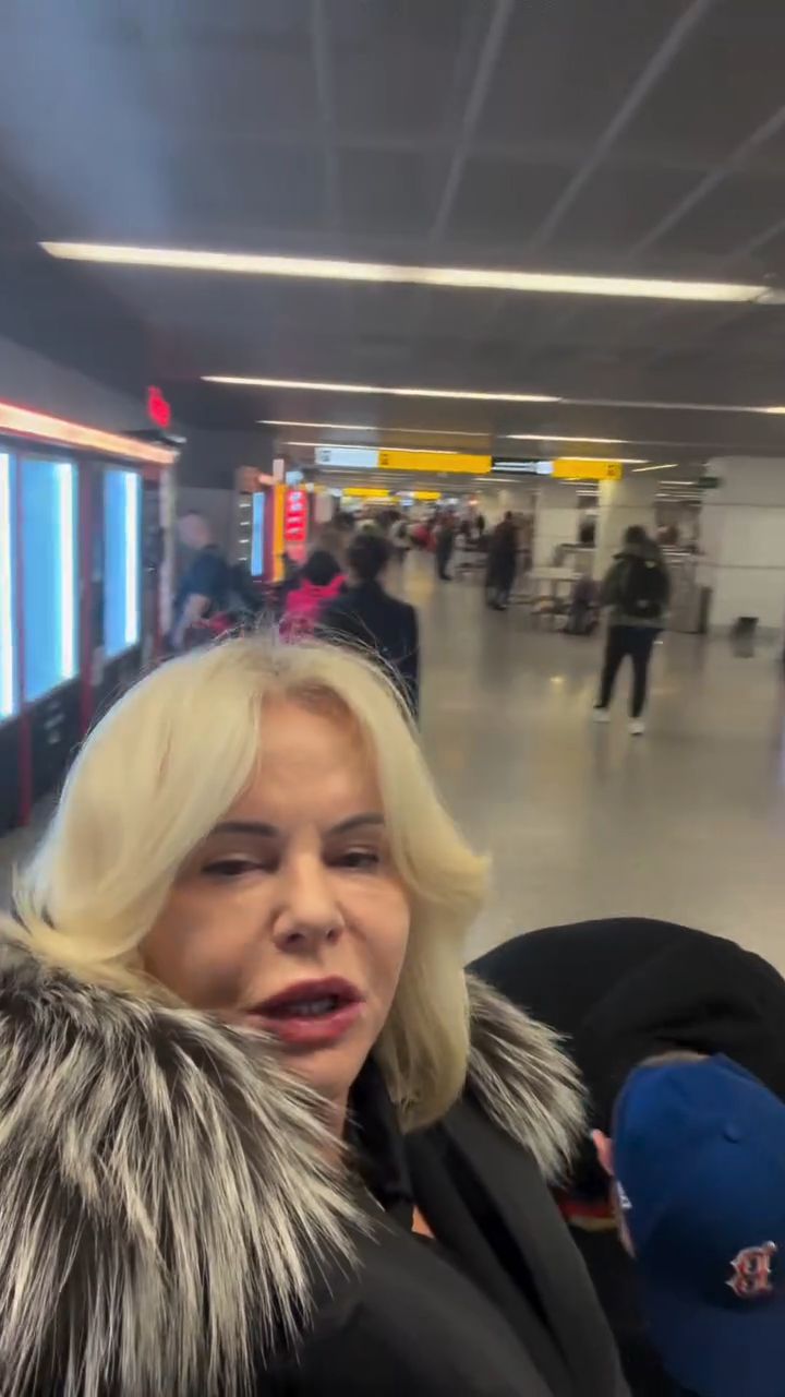 Joanna Kurowska nadawała z lotniska Chopina