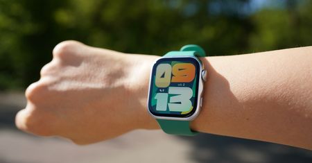 Towarzysz na co dzień. Test Huawei Watch Fit 5