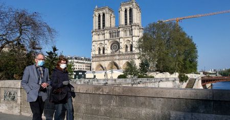 Koronawirus. Francja. Wstrzymane prace nad odbudową Notre-Dame. Zabrzmi dzwon Emmanuel