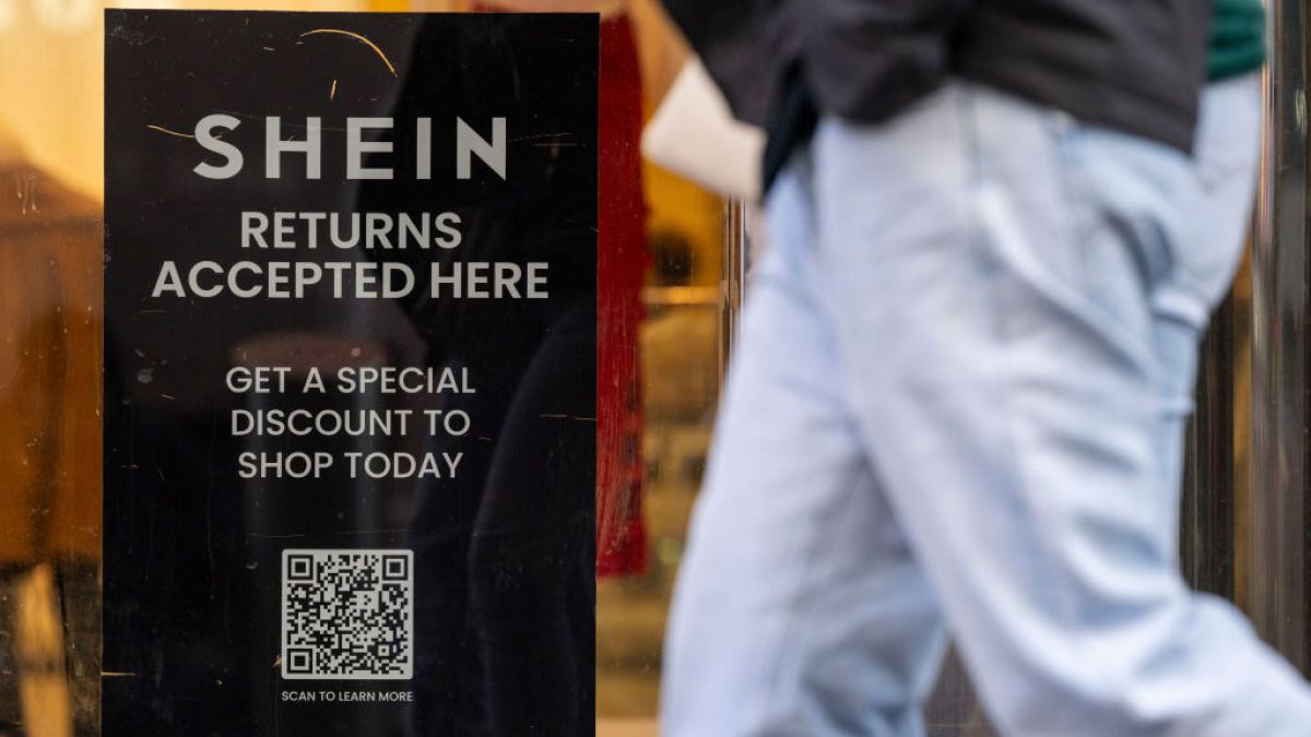 Ekspert o zakupoholizmie i chińskich platformach