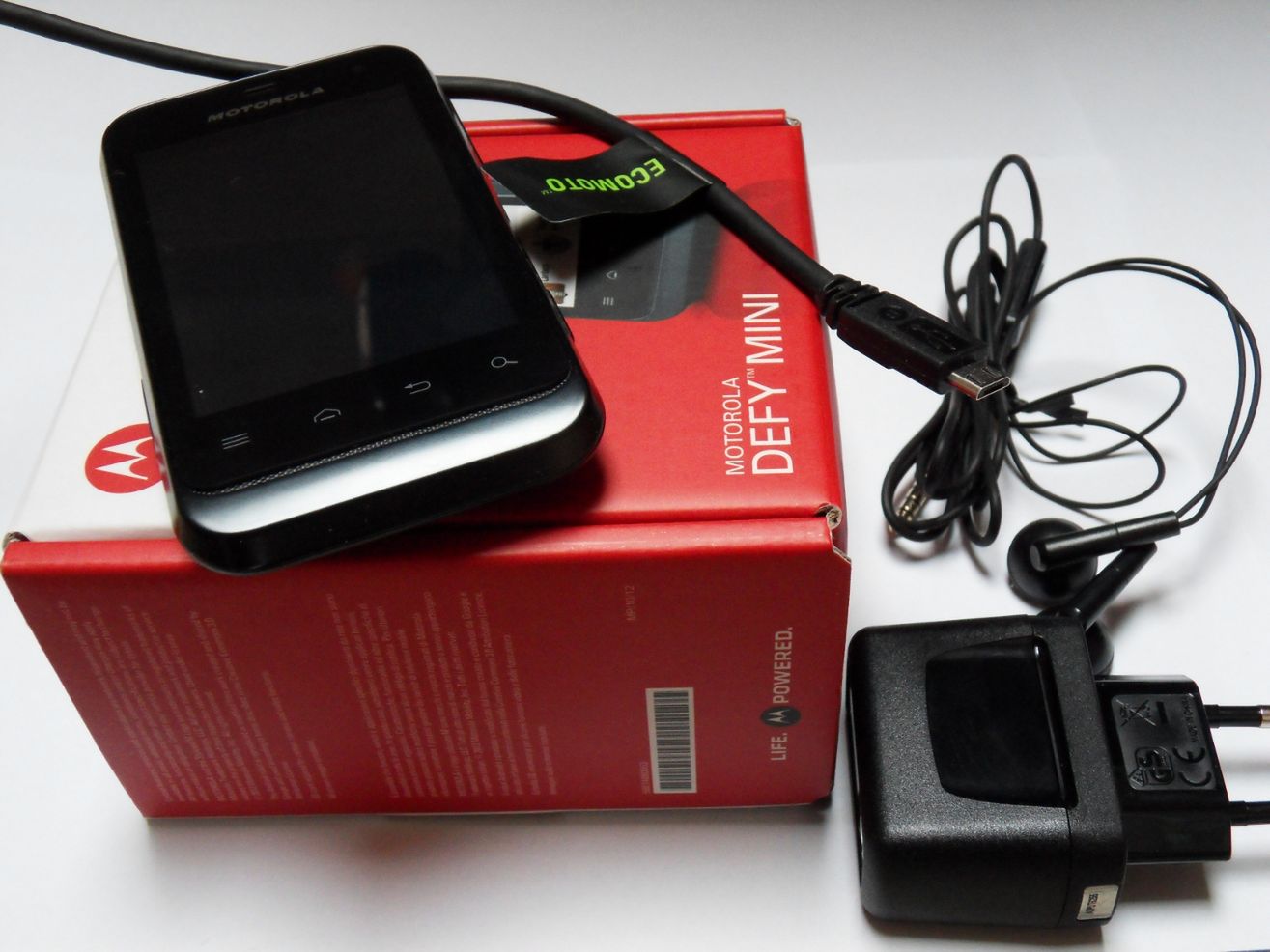 Motorola Defy Mini jest wytrzymała, ale czy udana? [test] 2