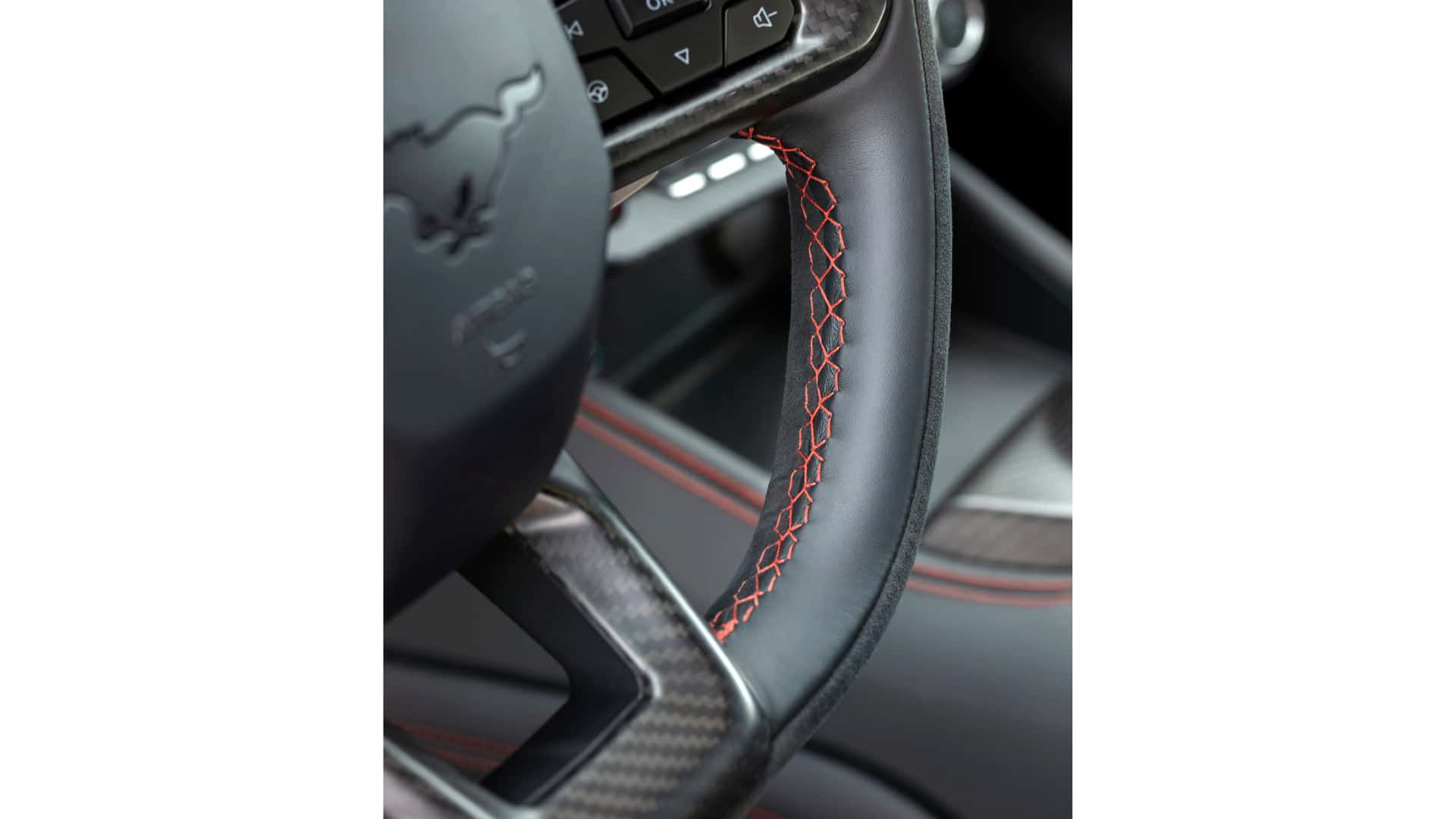 Ford Mustang Dark Horse SC