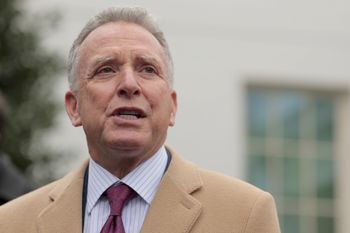 Syn Witkoffa zabiegał o miliardowe inwestycje podczas negocjacji ws. Gazy