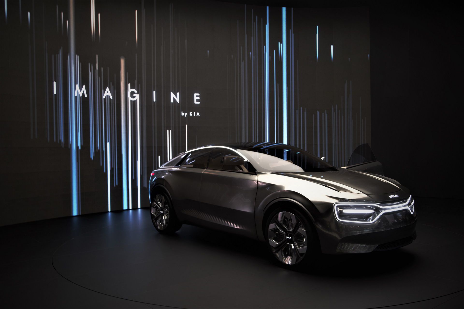 Imagine by Kia daje póki co najlepszy obraz tego, jak będą wyglądały elektryczne modele marki (fot. Mateusz Żuchowski)