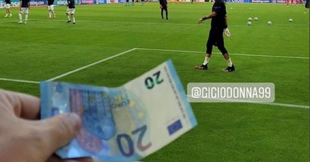 Bulwersujący gest kibica podczas Euro2020. To zdjęcie mówi wszystko!