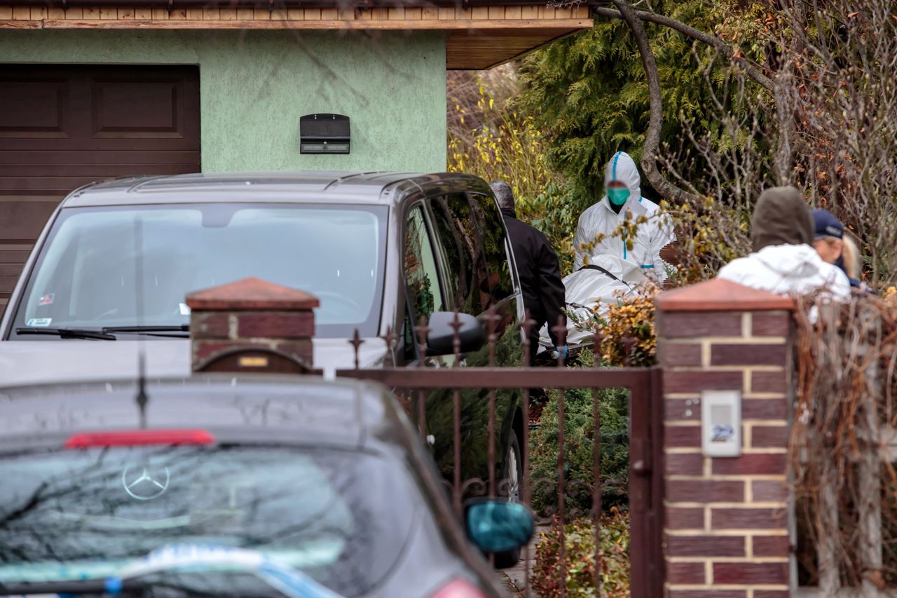 Ząbkowice Śląskie. 19-latek zabił rodziców i brata siekierą. Biegli: był poczytalny