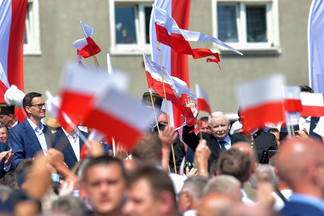 Kaczyński nagle zaczął mówić o Kukizie. Tłum głośno zareagował