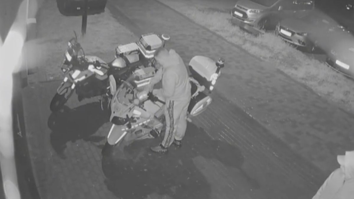 Kradzież sprzętu z motoambulansu.