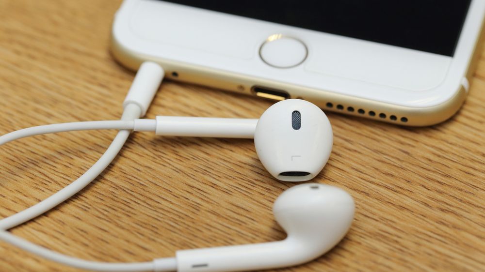 Wodoszczelny iPhone 7 pozbawiony gniazda słuchawkowego? 1