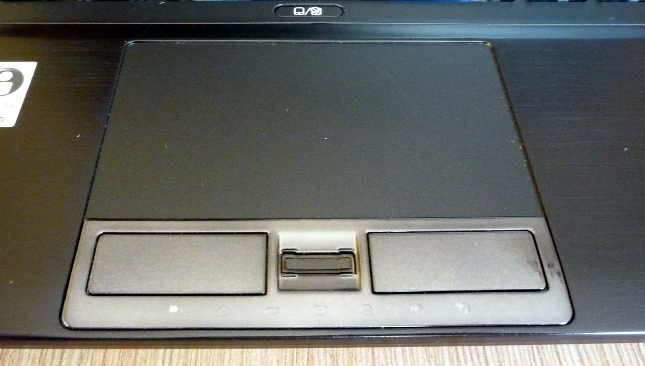 Toshiba Portégé R830-130 - gładzik