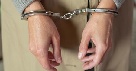 Trzy kobiety i wielki przekręt. Oto jak wyprowadziły miliony z urzędu