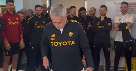 Urządzili urodziny Jose Mourinho. Specjalny napis na torcie
