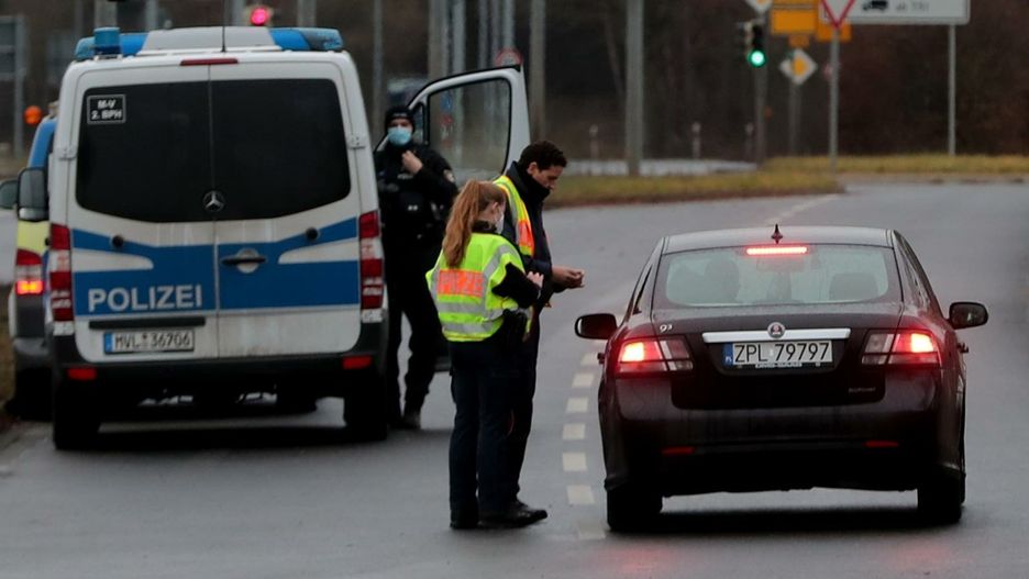 Najdziwniejsze przepisy drogowe w Europie 