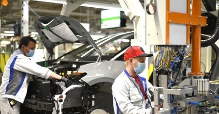 Atak na Ukrainę może pogłębić kryzys na rynku półprzewodników. Chodzi o produkcję maszyn