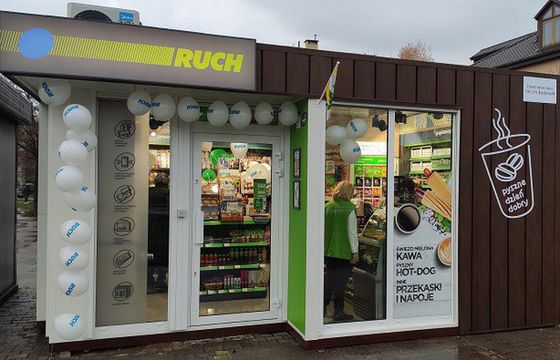 Orlen nie wierzy w kioski Ruchu. Co z Orlen Paczką?