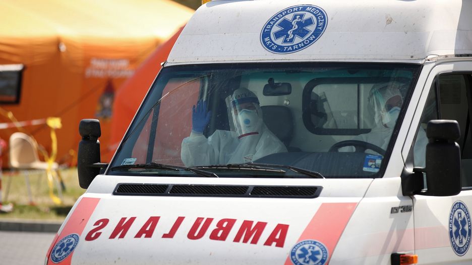 Koronawirus. Coraz więcej ofiar śmiertelnych w naszym kraju