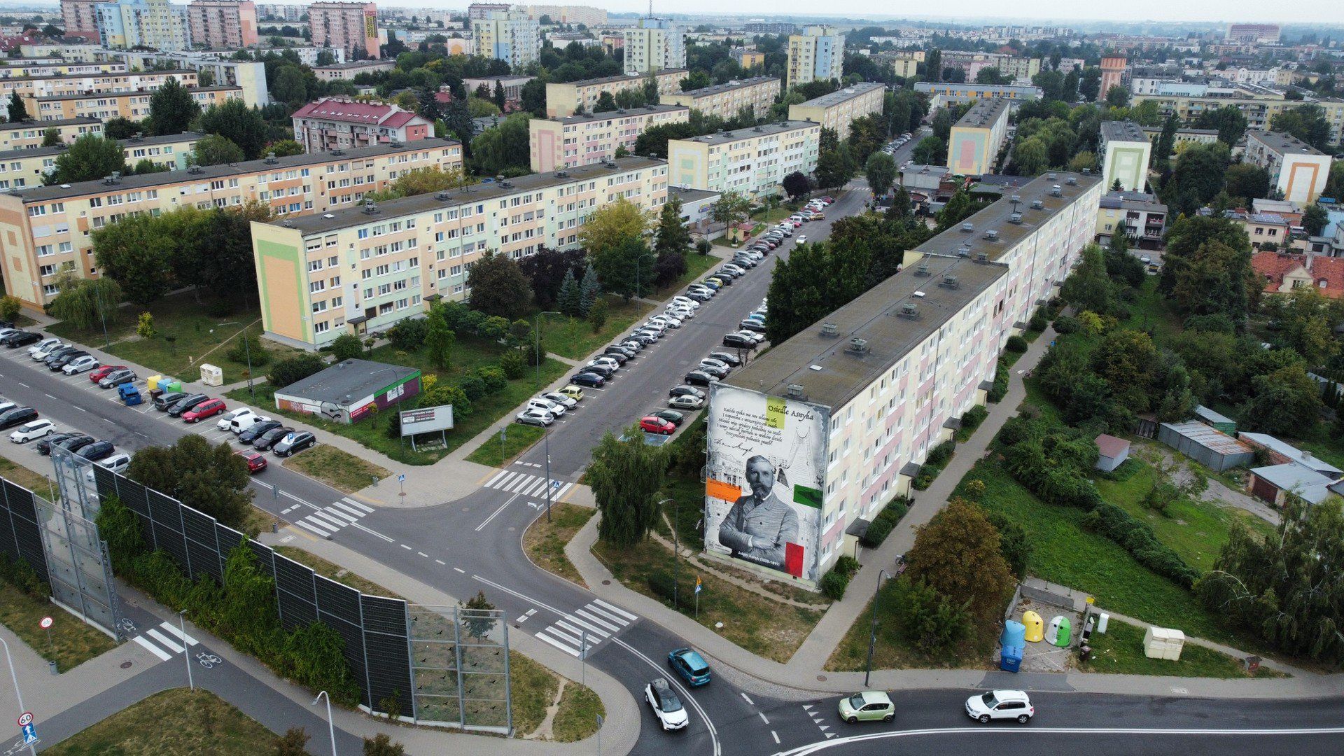 Mural poświęcony Adamowi Asnykowi na osiedlu... Asnyka w Kaliszu