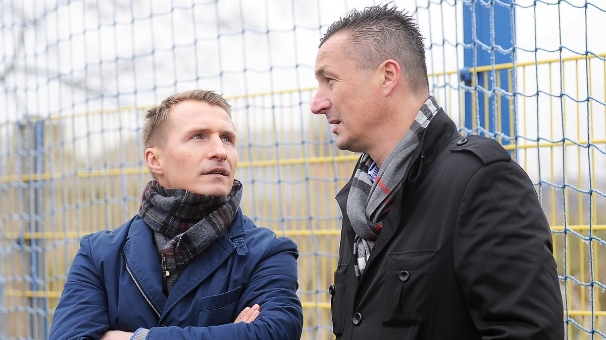 Newspix / LUKASZ SOBALA / PRESSFOCUS / Na zdjęciu od lewej: Bartosz Karwan i Tomasz Hajto